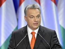 Hungary's Orban orders fence on Romanian border Hungary's Orban orders fence on Romanian border