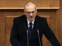 Greece, gov't needs 350-400 mln to pay wages and pensions Greece, gov't needs 350-400 mln to pay wages and pensions