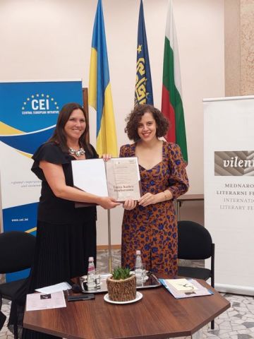 From left: DSG Nina Kodelja and Luiza-Katica Bouharaoua