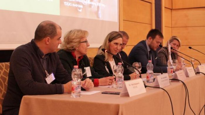 Students and young innovators from Western Balkans, representatives of universities, investors, start-uppers, hubs and regional and international organisations at innovation and youth entrepreneurship meeting, Tirana, 9 November 2018. (OSCE/Dzevad Sarac)